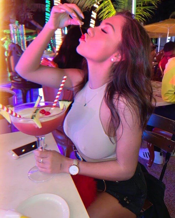 Hot Girls Burn Your Bra and Join the Revolution! 