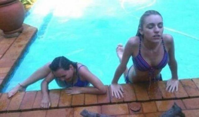 Funny There Are Two Types of People in This World... Which One Are You? 