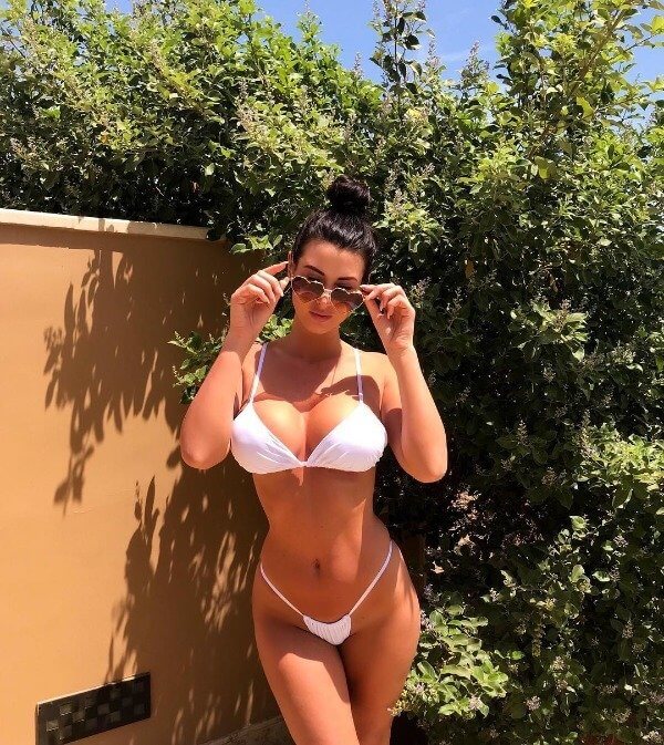 Hot Girls With Glasses 