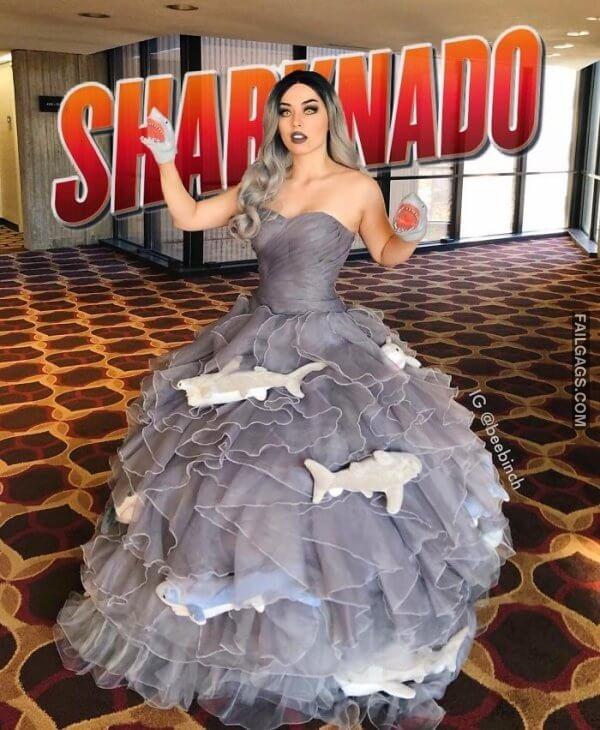 Not the Cosplay We Used to, but This Sexy Girls Makes Cosplay Hot and Funny 