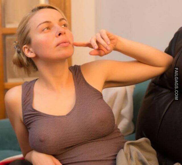 Hot Braless Girls Are Just More Fun 