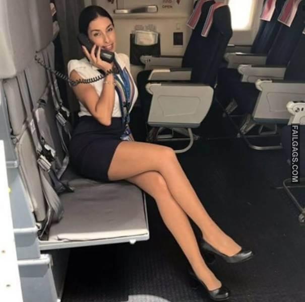 Hot Flight Attendants 