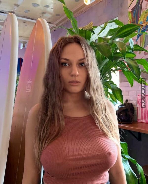 Sexy Girls Burn Your Bra 