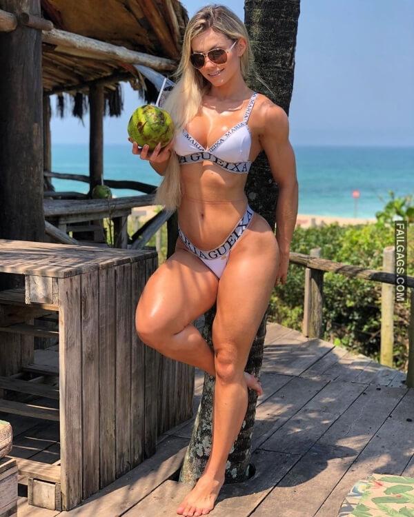  Sexy Girls Squishy Curves 