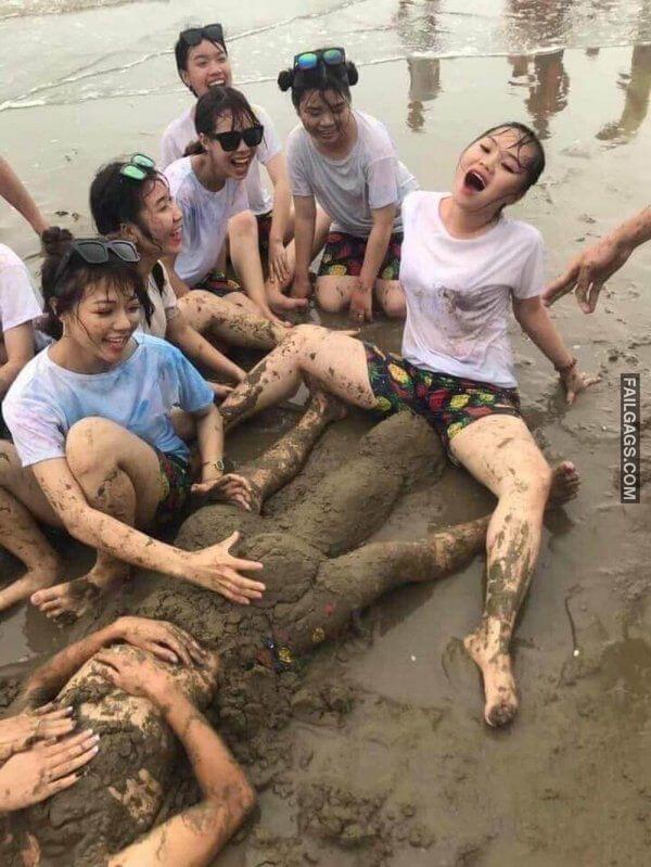 When Girls Have Fun 2