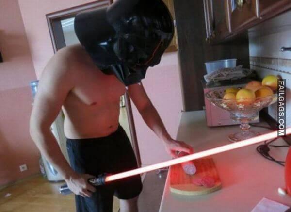 Funny Pics That Are Kinda Hard to Explain 14