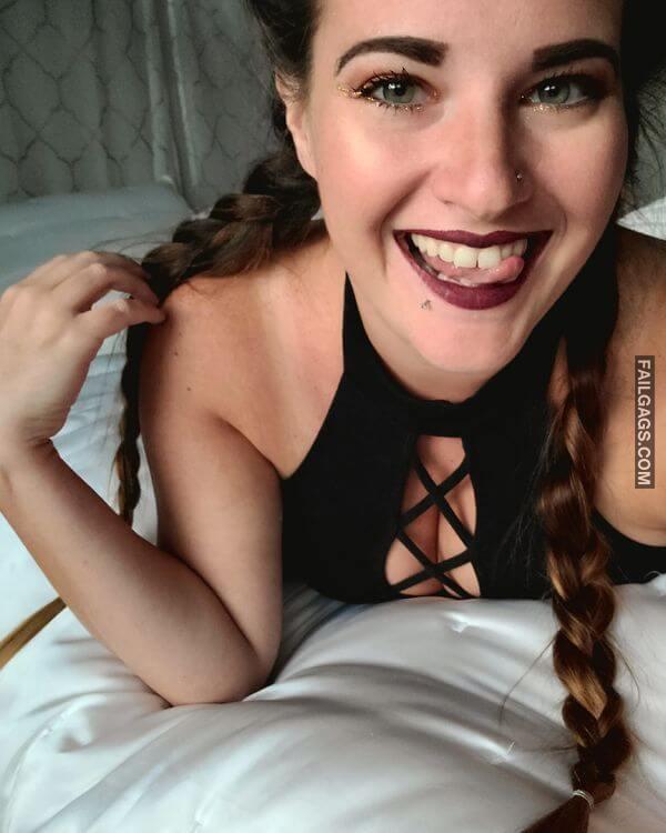 Hot Girls Taking Selfies on Bed 4
