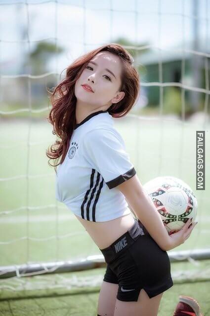 Hot female football fans with sexy body 9