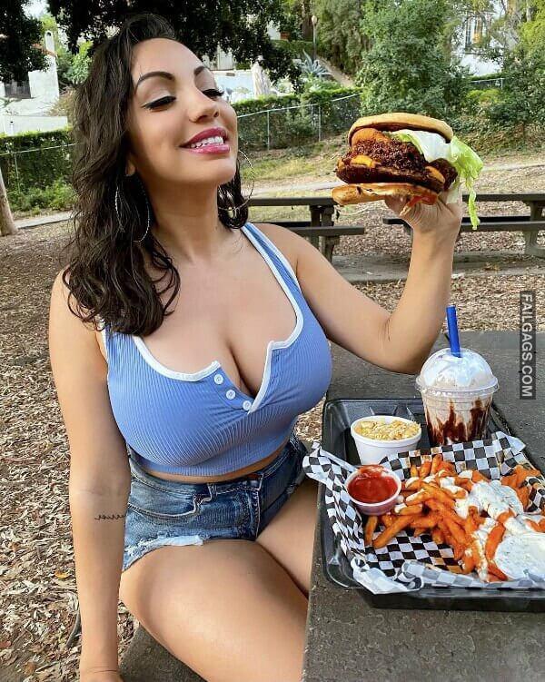 Beautiful Teen Girls With Big Tits 4