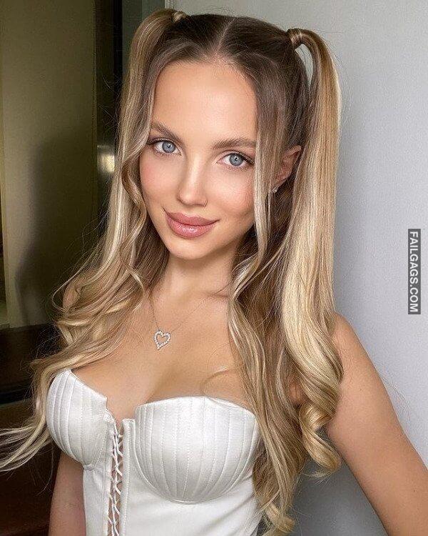 Sexy Girls in Corset Showing Big Tits 7