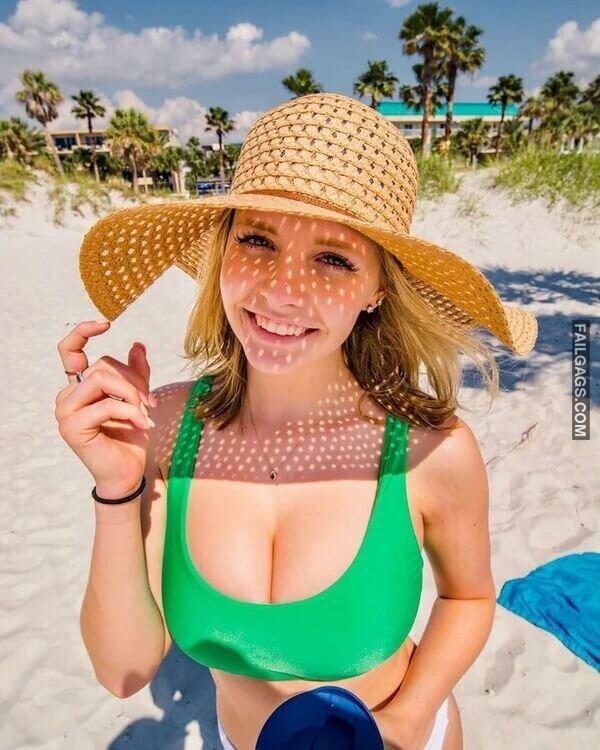 Beautiful Busty Girls in Bikini Showing Big Tits 6