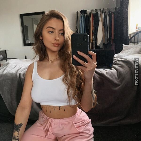 Cute Teen Girls in Pajamas Showing Hot Body 11