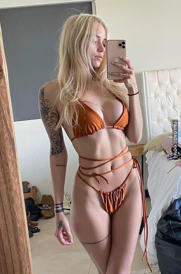 Cute Busty Girls With Tattoos 2