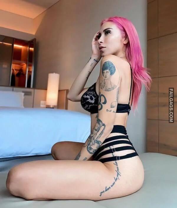 Hot Neon haired Girls With Sexy Body 2