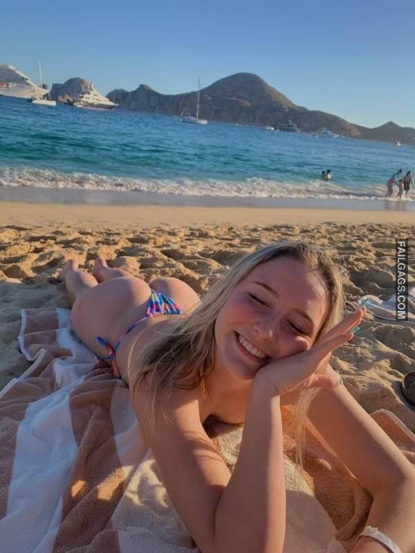 Hot Big Ass Girls in Bikini 7