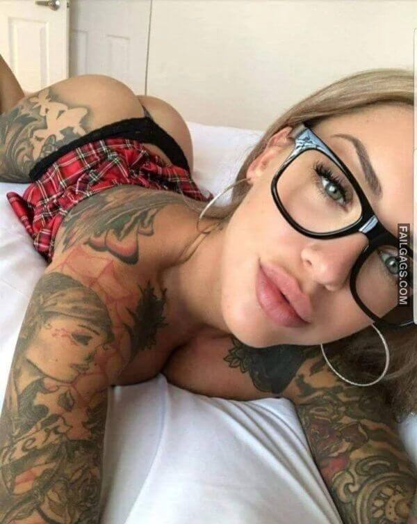 Hot Teen Girls Big Butt Over Back 5