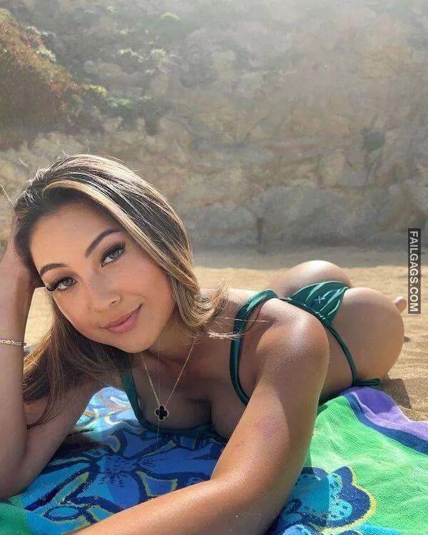 Sexy Young Girl With Big Booty 9