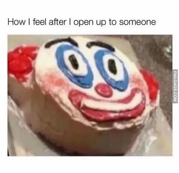 13 Introvert Memes That Require Zero Human Interaction (2)