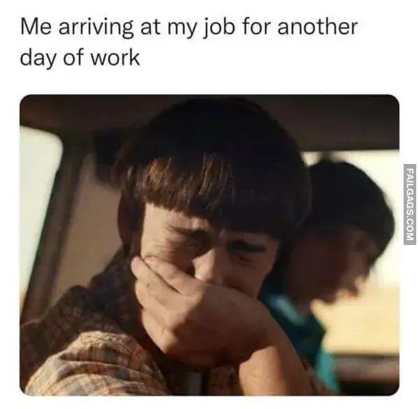 12 Funny and Relatable Work Memes to Make You Laugh (6)