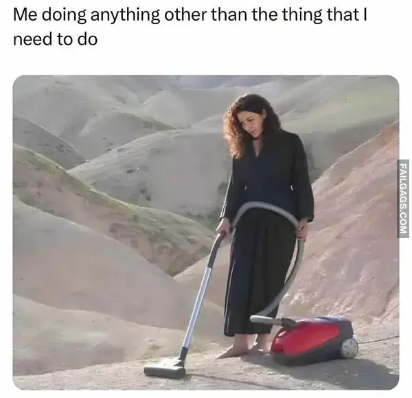 12 Hilarious Random Memes to Chase Away the Workweek Blues (6)